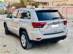 جیپ گراند شیرۆکی